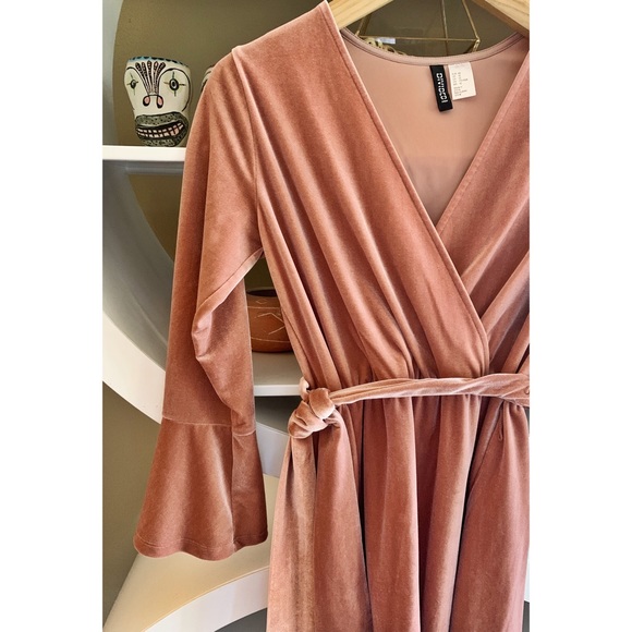 Dusty Rose Velvet cross front tie dress - Picture 2 of 3